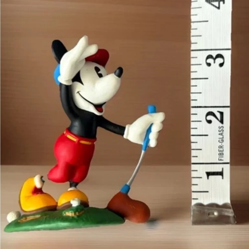 MICKEY'S LONG SHOT Christmas Ornament 1997 HALLMARK KEEPSAKE Mickey Mouse Golfer